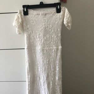 Tight Mini Off the Shoulders Lace Dress